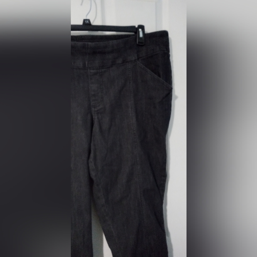 Elegant Black Straight Leg Women's Jeans